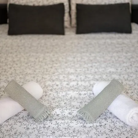 Le Val Dor - Calme - Grand Jardin - Parking Privé Appartement