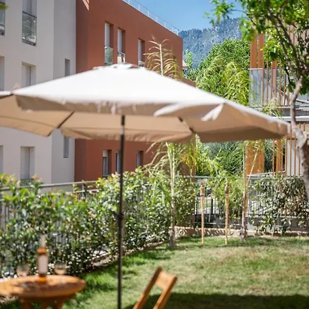 Le Val D'Or Calme Grand Jardin Parking Prive Casa de Férias Menton