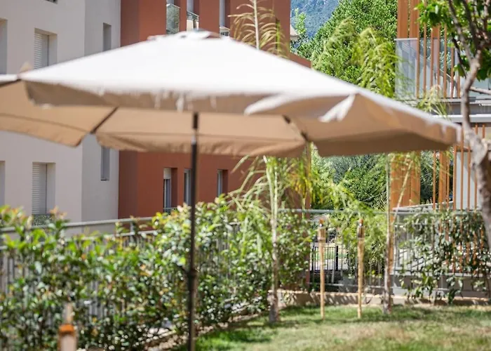 Le Val Dor - Calme - Grand Jardin - Parking Privé Appartement *